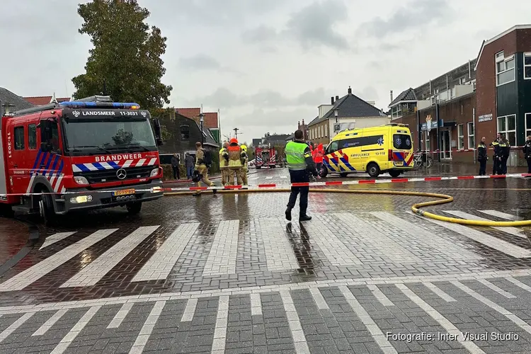 Brand aan Dorpsstraat in Landsmeer