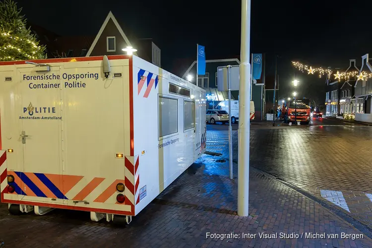 Lichaam aangetroffen in woning in Landsmeer, politie sluit misdrijf niet uit