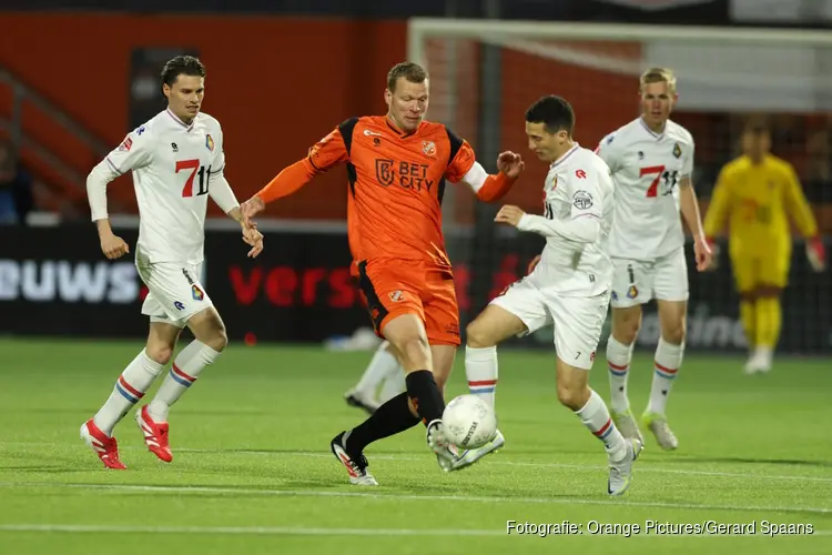 FC Volendam rekent ook af met Telstar dankzij hattrick Veerman