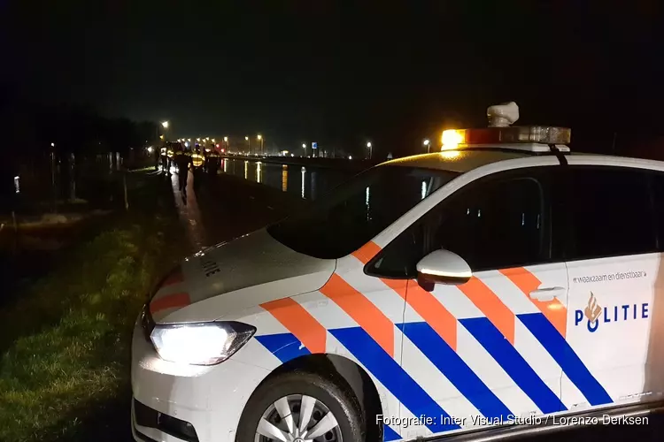 Kanaaldijk Landsmeer afgezet na ernstig ongeval