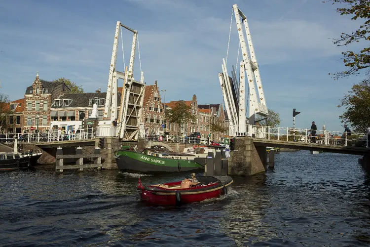 Vaar mee op de Blauwe Golf met een digitale vaargids