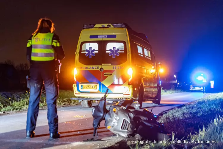 Scooterrijder gewond bij ongeval aan de Keerngouw in Broek in Waterland