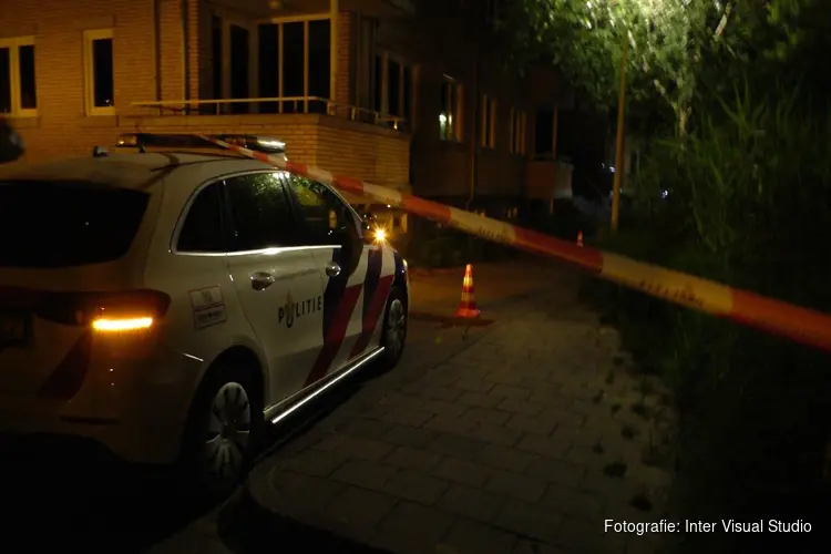 Bromfietser valt tijdens politieachtervolging in Landsmeer