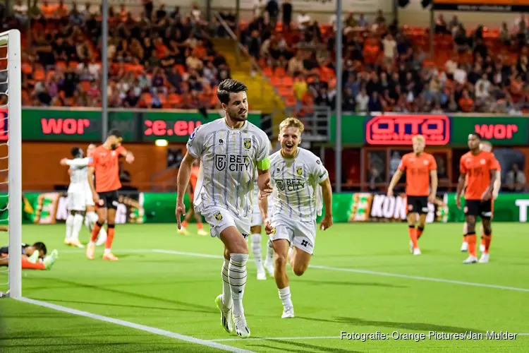 Rode kaart nekt FC Volendam tegen Vitesse